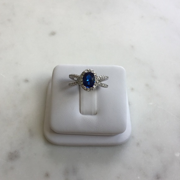 Sale $18 Firm! Sterling Silver Sapphire Cz & ClearCz Ring - Picture 7 of 16